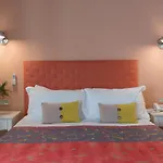安思达酒店 3*
